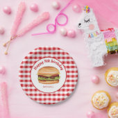 Hamburger op rood gingham patroon gelukkige verjaa papieren bordje (Feest)