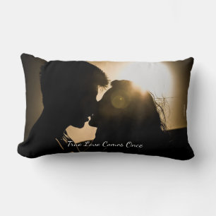 HAMbWG - Lumbar Pillow - True Love komt er een kee Kussen