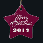 HAMbWG - Ornament - Star -<br><div class="desc">HAMbWG - Ornament ster -  - Zorg ervoor dat u zowel voor- als achteraan een persoonlijk tintje geeft. Ornament kan elke kleur zijn,  maar we kozen voor Bourgogne!</div>