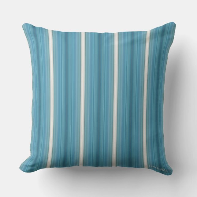 HAMbyWG - Pillow - Aquamarine Stripes Buitenkussen (Voorkant)