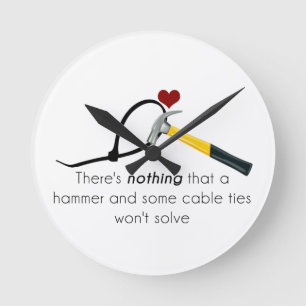Hamer en zap-riem ronde klok