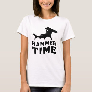 Hamertijd   Ontwerp voor hamerhaaienliefhebbers T-shirt