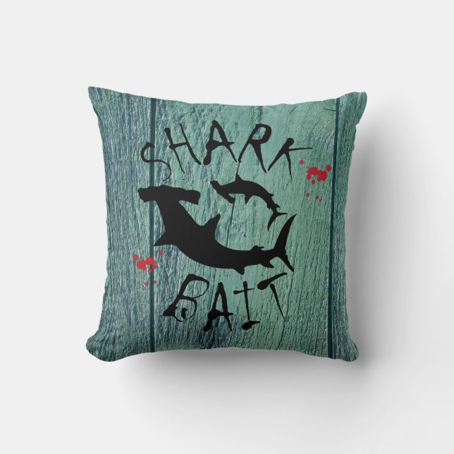 Hammerhead Shark Attack Fun Surf Shack Blauw Kussen (Voorkant)