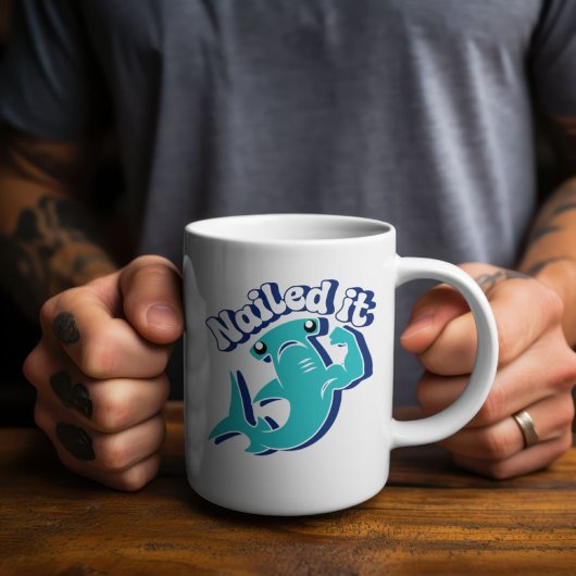 Hammerhead Shark Flexing heeft het genageld Koffiemok