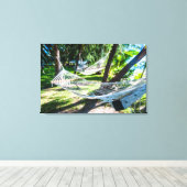 Hammock op het strand, Fiji Canvas Afdruk (Insitu (Houten vloer))