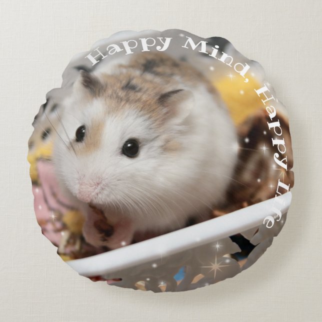 Hammyville - Schattige Happy Hamster Rond Kussen (Voorkant)