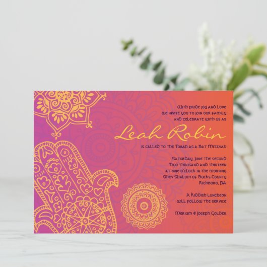 HAMSA HAND Red Sinaasappel Bat Mitzvah Uitnodiging (Staand voorkant)