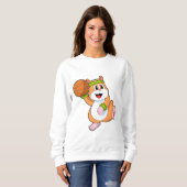 Hamster als basketballspeler met basketbal trui (Voorkant volledig)