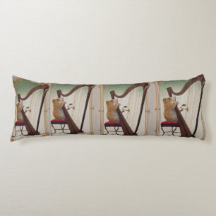 Hamster Harpist – Elegante Muzikale Illustratie Lichaamskussen