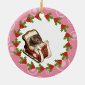 Hamster in een slede keramisch ornament (Achterkant)