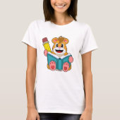 Hamster met Boek en Pen T-shirt (Voorkant)
