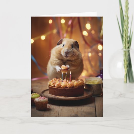 Hamster met een verjaardagstaart bedankkaart (Voorkant)