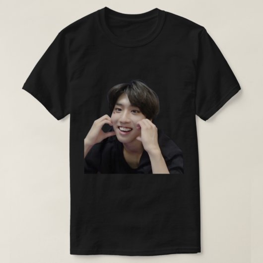 Han Jisung Cute Heart Cheeks Sticker.png T-shirt (Design voorkant)