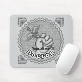 Hand die caduceus dokter vasthoudt muismat (Met muis)