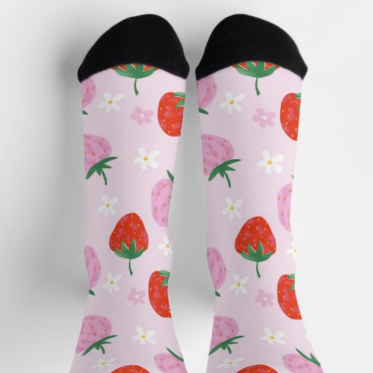 Hand-Drawn Aesthetic Strawberry Seamless Pattern Sokken (Top)