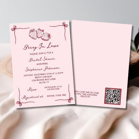 Hand Drawn Berry In Love Bridal Shower QR Code Kaart