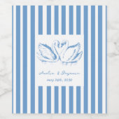 hand drawn Blue Couple Swan Whimsical Wedding Wijn Etiket (Enkel label)