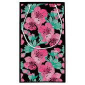 Hand Drawn Decorative Cherry Blossom Pattern Klein Cadeauzakje (Achterkant)