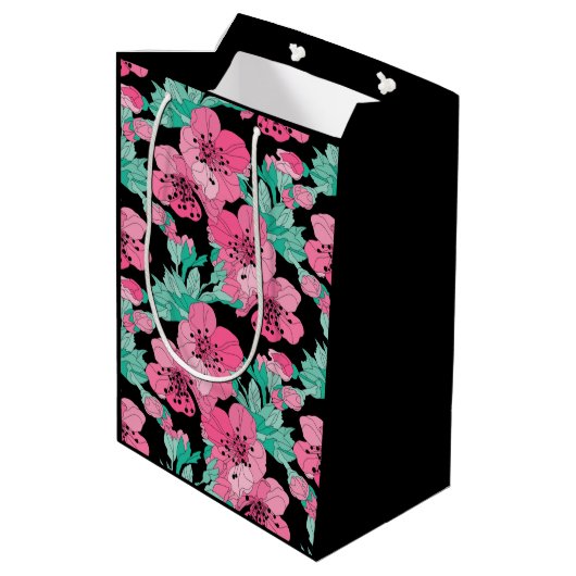 Hand Drawn Decorative Cherry Blossom Pattern Medium Cadeauzakje (Achterkant Gekanteld)