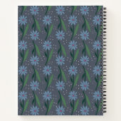 Hand-Drawn Dusty Blue Retro Daisy Monogram Notitieboek (Achterkant)