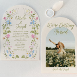 Hand Drawn Floral Summer Arched Photo Wedding Kaart