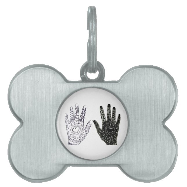 Hand Drawn Heart Hands Huisdieren Naamplaatje (voorkant)