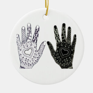 Hand Drawn Heart Hands Keramisch Ornament