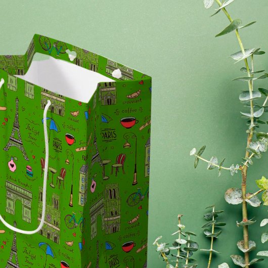 Hand Drawn Paris Doodles on Green Medium Cadeauzakje