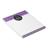 Hand Drawn Pattern op Paars, monogrammen Notitieblok (Schuin)