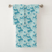 Hand Drawn Peony Floral Blue Towel Set Bad Handdoek (Insitu)