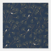 Hand Drawn Pine Tree and Bird Pattern in Roya Blue Behang (Voorkant)