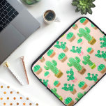 Hand Drawn Potted Cactus Pattern Laptop Sleeve<br><div class="desc">Een patroon van diverse soorten cacti die in verschillende kleuren van potten worden geplant. Ze worden op een lichtroze achtergrond geplaatst en zijn omringd met cactus needle vormen. Elke cactus is gekleurd met waterverven in heldere groene tinten.</div>