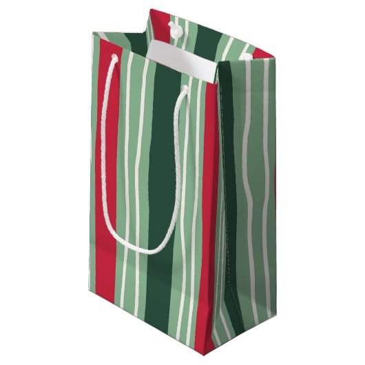 Hand Drawn Red and Green Striped Holiday Klein Cadeauzakje (Voorkant Gekanteld)