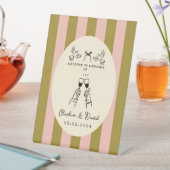 Hand Drawn Scribble Wedding Welcome Sign Reclamebord Met Voetstuk (Insitu)