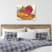 Hand en hart met liefde omhuld canvas afdruk (Insitu (Slaapkamer))