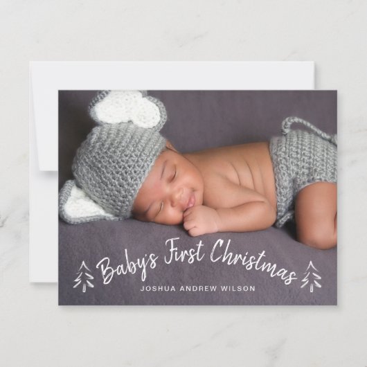 Hand geletterde baby's eerste kerstfoto feestdagenkaart (Voorkant)