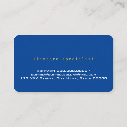 Hand geschetste gele naam op blauw met hart visitekaartje (Achterkant)