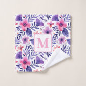 Hand geschilderd paarse bloemen gepersonaliseerd m bad handdoek (Wasdoekje)