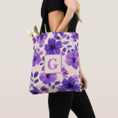 Hand geschilderd paarse bloemen gepersonaliseerd m tote bag (Dichtbij)