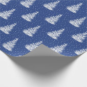 Hand getekende sneeuw bedekte boom patroon indigo cadeaupapier (Hoek)