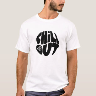 Hand getrokken belettering zin in de vorm van een  t-shirt