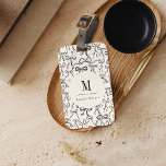 Hand getrokken boog gepersonaliseerd Bagagelabel<br><div class="desc">Dit is een bagagelabel met een boegthema met handgetekende bogen en een moderne lettertypekoppeling. Alle bewoordingen en kleuren zijn bewerkbaar. // Voor overeenkomende artikelen, bezoek het collectie "TRAVEL ACCESSOIRES" in de By Nicole Design Zazzle winkel. * Als je dit ontwerp leuk vindt, maar het niet beschikbaar ziet voor iets dat...</div>