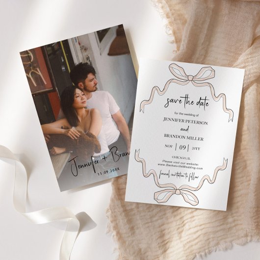 Hand getrokken boog opslaan van de datum foto kaart