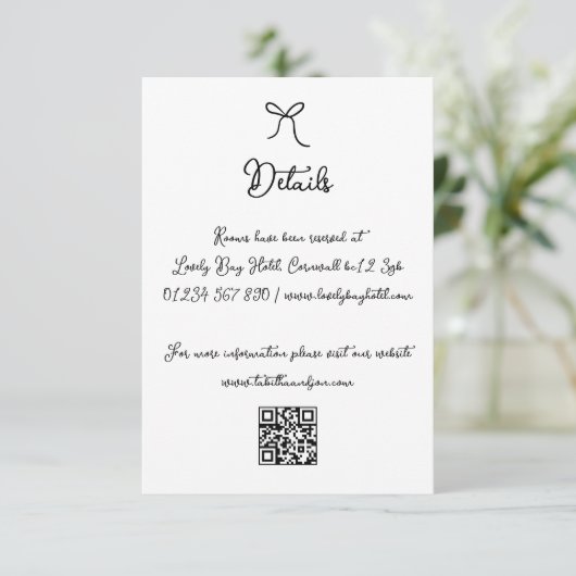 Hand getrokken boog zwart en wit bruiloft details informatiekaartje (Staand voorkant)