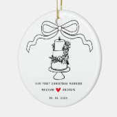 Hand getrokken bruidstaart keramisch ornament (Links)