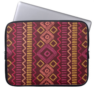 Hand getrokken etnische patroon: abstract naadloos laptop sleeve