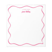 Hand getrokken golvende rand donker roze gepersona notitieblok (Voorkant)