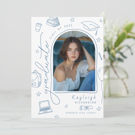Hand getrokken grillige foto Afstuderen aankondigi Aankondiging (Staand voorkant)