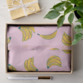 Hand getrokken schattig banaan patroon in roze ach tissuepapier (Geschenk)