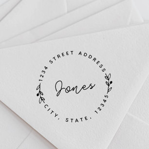 Hand getrokken stijl familienaam rond retour adres  zelfinktende stempel